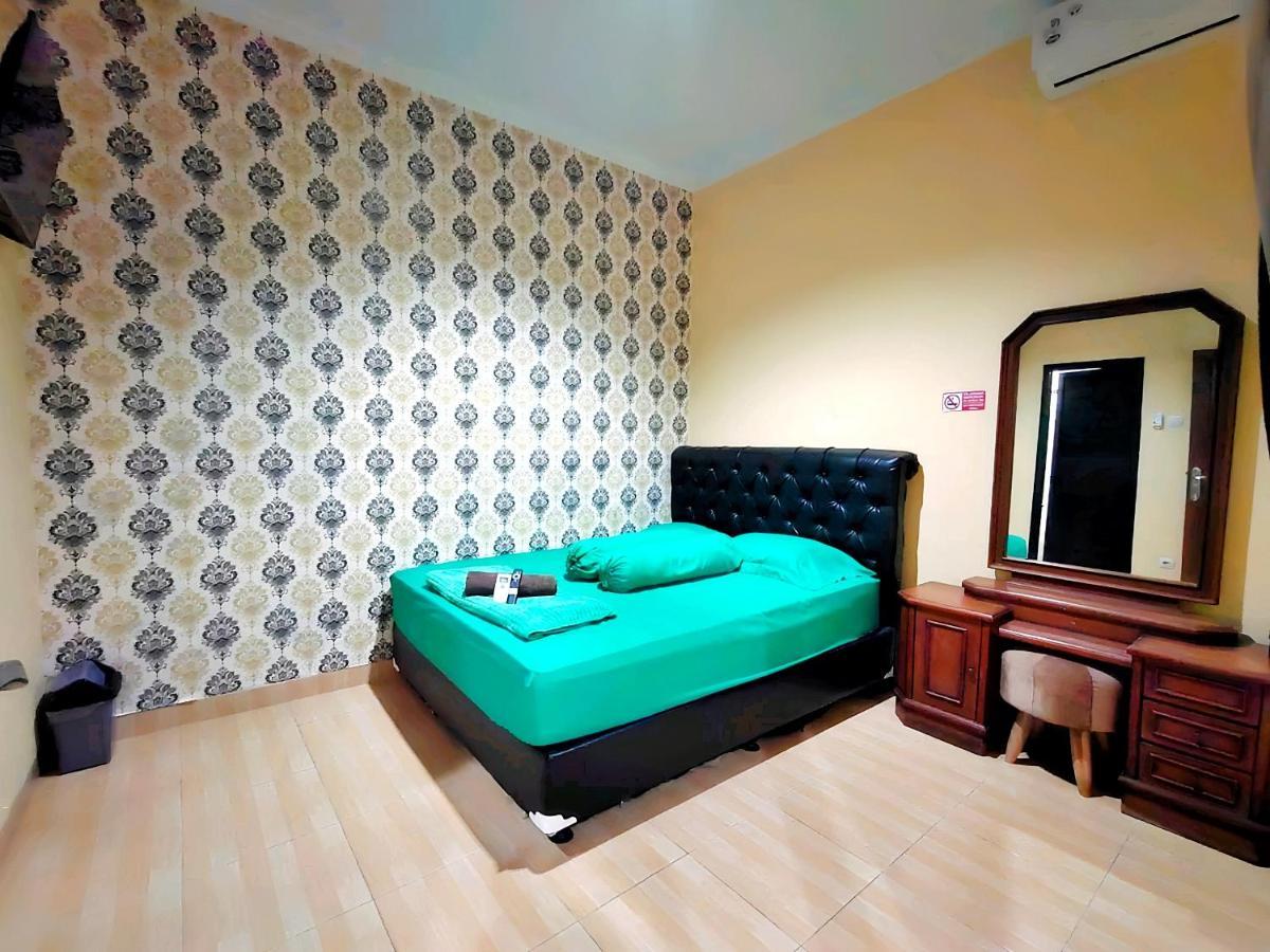 De Patuk Homestay Yogyakarta Exterior photo